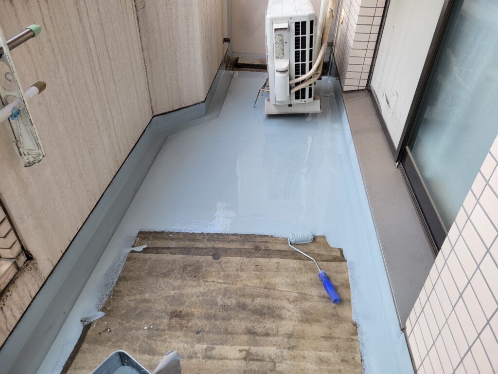 ウレタン防水施工の様子